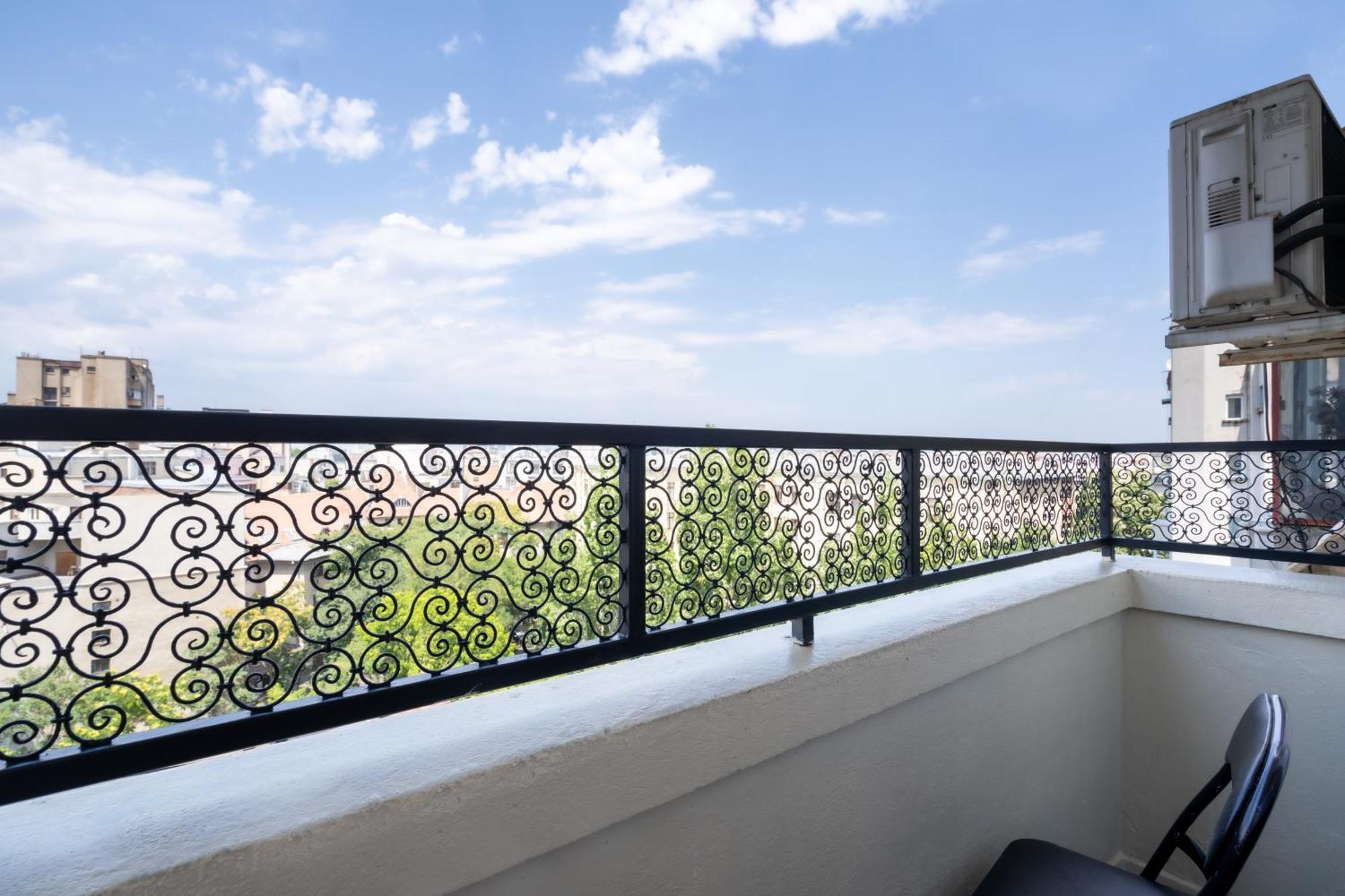 Apartamento Downtown By Urbanesq Bucarest Exterior foto